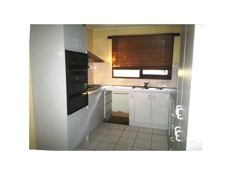 78 Lesley Drive, Hampton Park VIC 3976