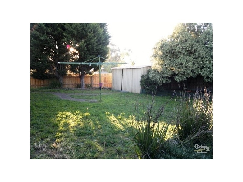 78 Lesley Drive, Hampton Park VIC 3976