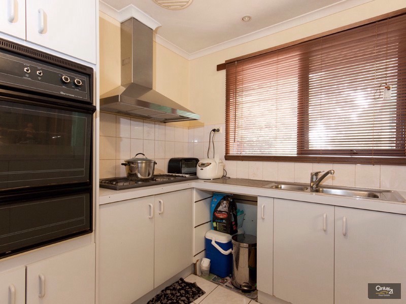 78 Lesley Drive, Hampton Park VIC 3976