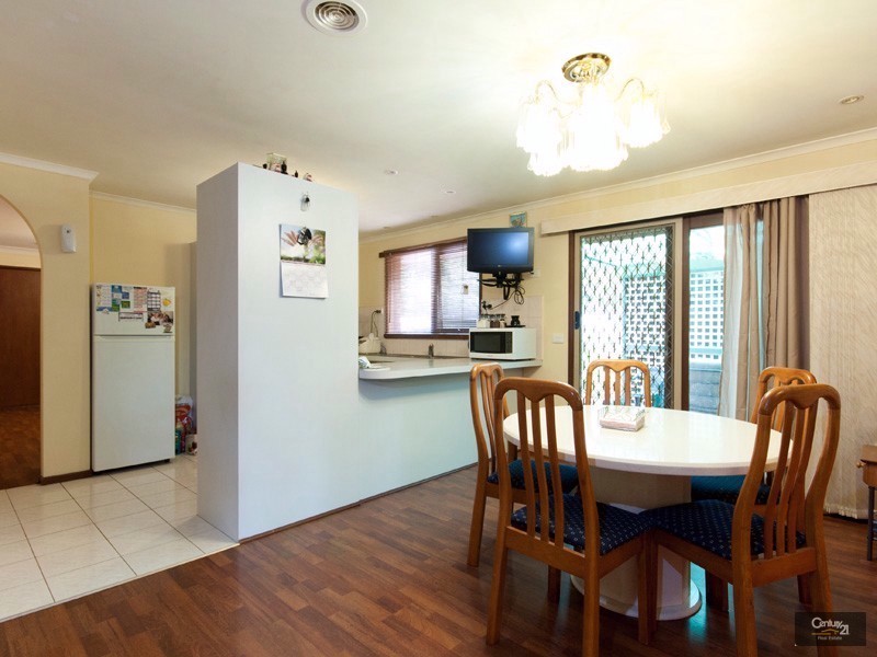 78 Lesley Drive, Hampton Park VIC 3976