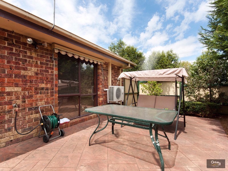 78 Lesley Drive, Hampton Park VIC 3976