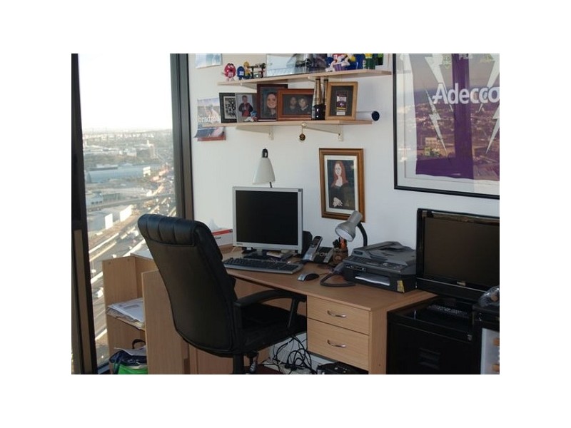 2405/90 Lorimer Street, Docklands VIC 3008