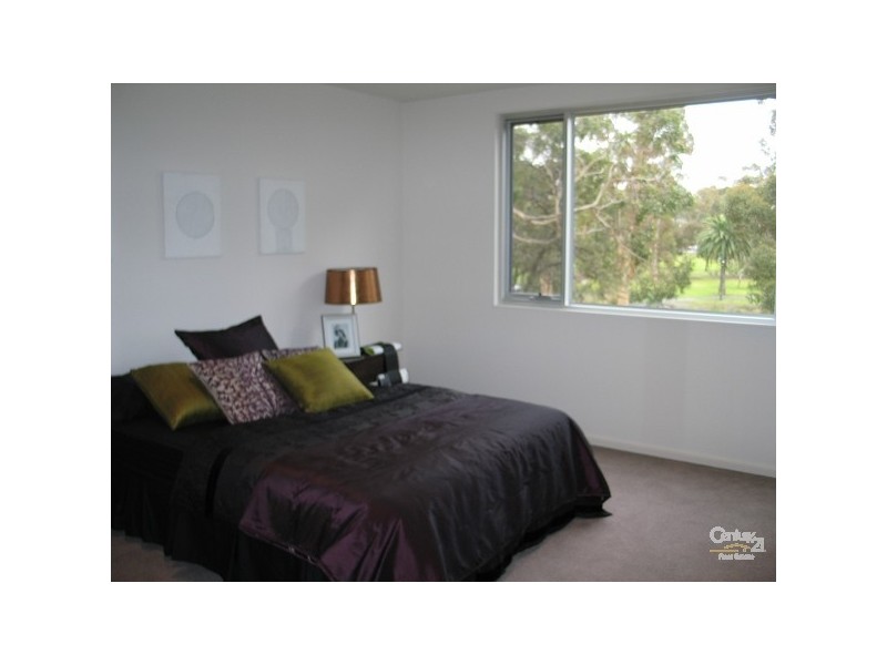 25 Winifred Street, Essendon VIC 3040