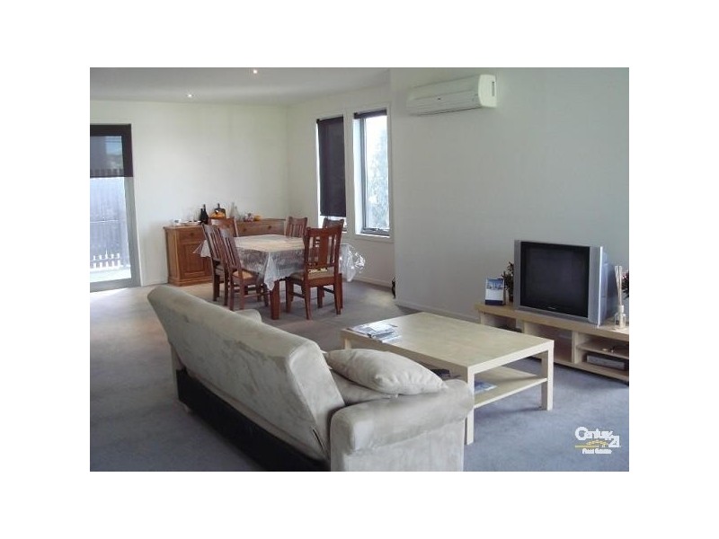 82 Geographe Street, Docklands VIC 3008