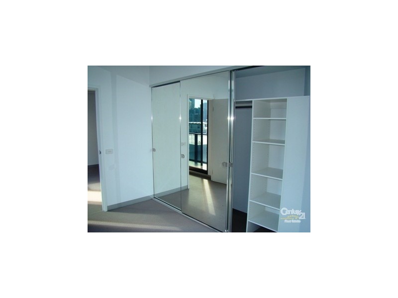 1206/109 Clarendon St, Southbank VIC 3006