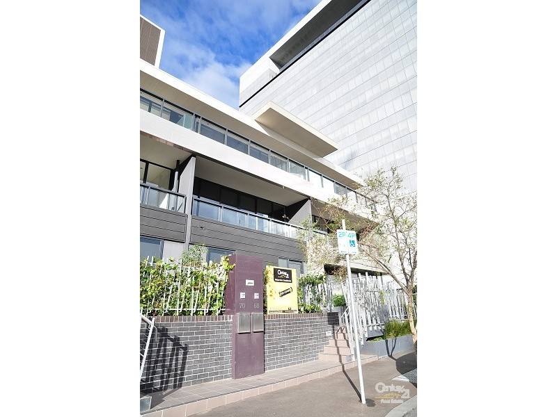 68 GEOGRAPHE ST, Docklands VIC 3008