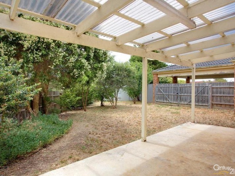 4 Moresby Court, Hastings VIC 3915