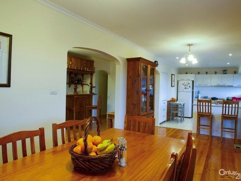 16 Pinewood Drive, Hastings VIC 3915