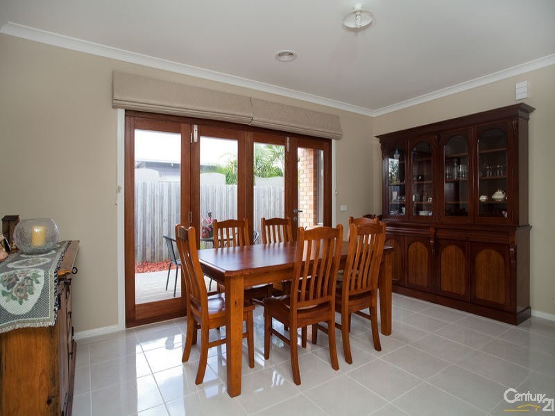 6 Windrest Place, Hastings VIC 3915