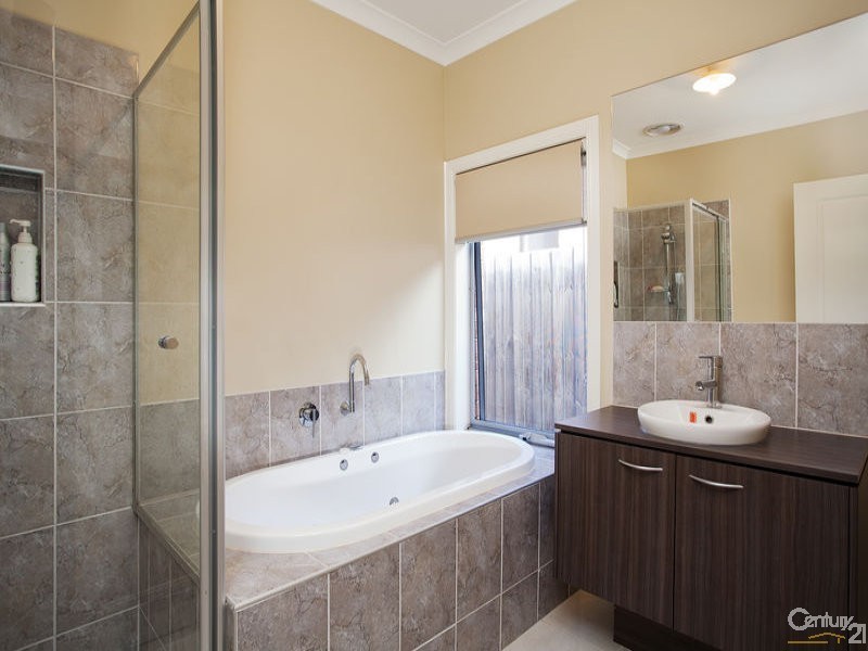 6 Windrest Place, Hastings VIC 3915