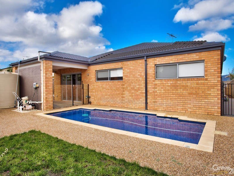 6 Windrest Place, Hastings VIC 3915