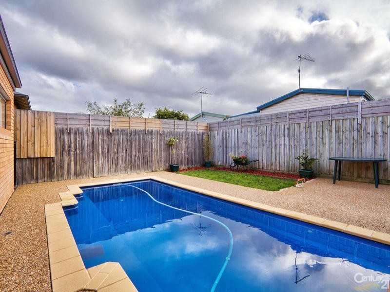 6 Windrest Place, Hastings VIC 3915