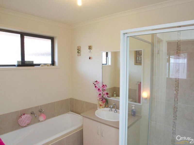 9 Banksia Crescent, Tyabb VIC 3913