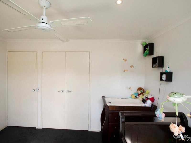 15 Deanswood Drive, Somerville VIC 3912