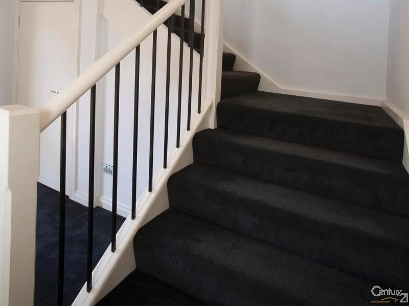 15 Deanswood Drive, Somerville VIC 3912