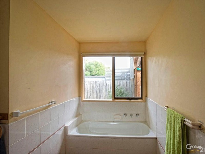 15 Merlebah Court, Hastings VIC 3915