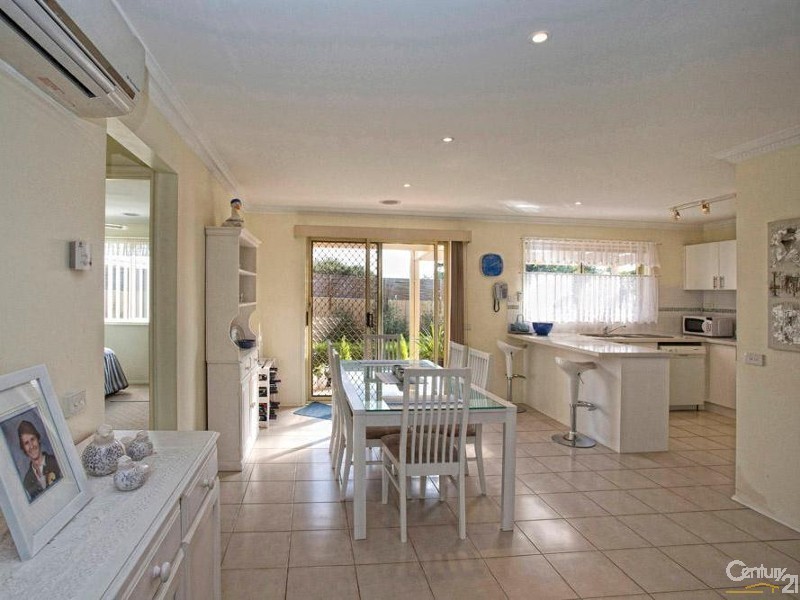 2A Raymond Street, Somerville VIC 3912