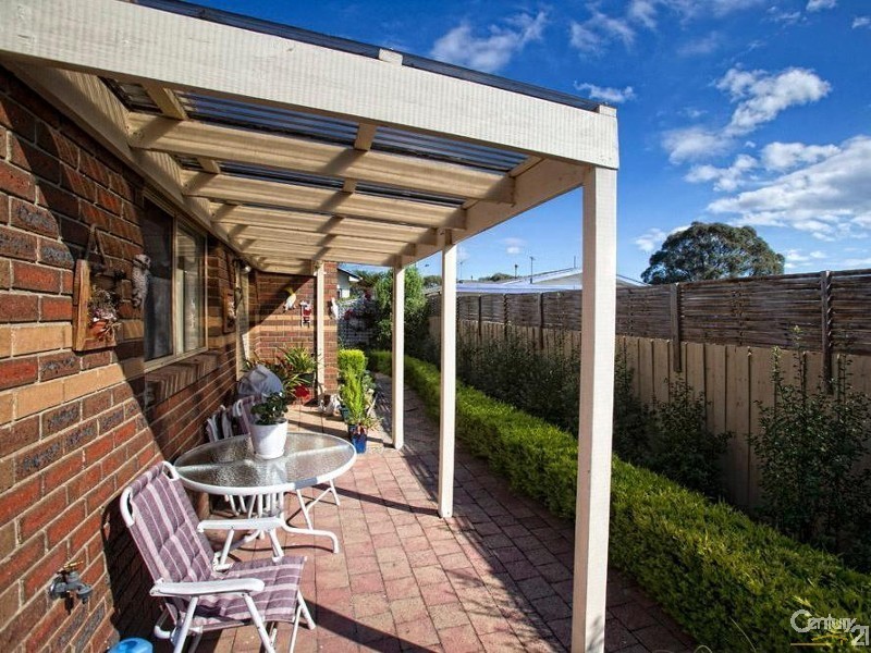 2A Raymond Street, Somerville VIC 3912