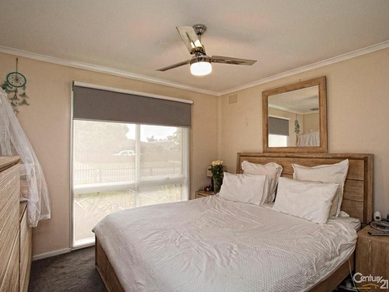 17 Skinner Street, Bittern VIC 3918