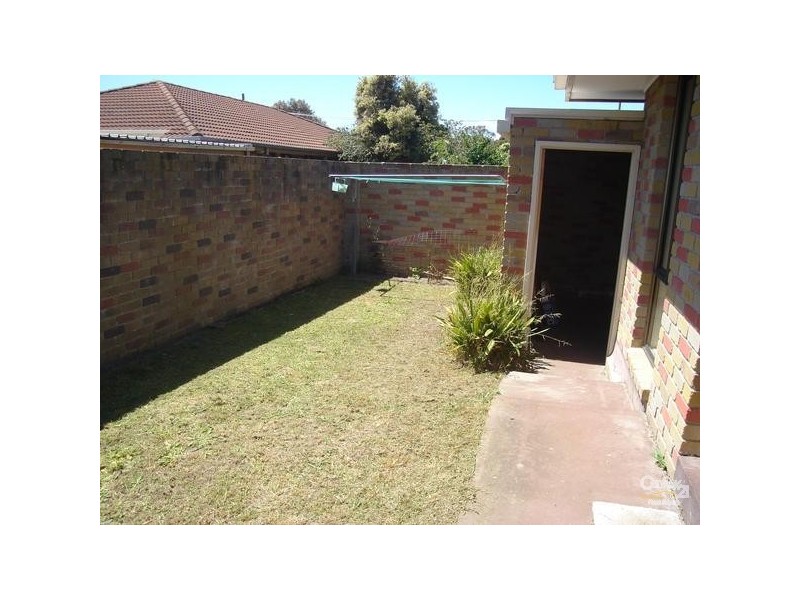 4/2 Simon Street, Hastings VIC 3915