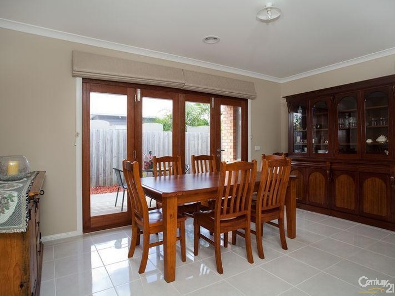 6 Windrest Place, Hastings VIC 3915