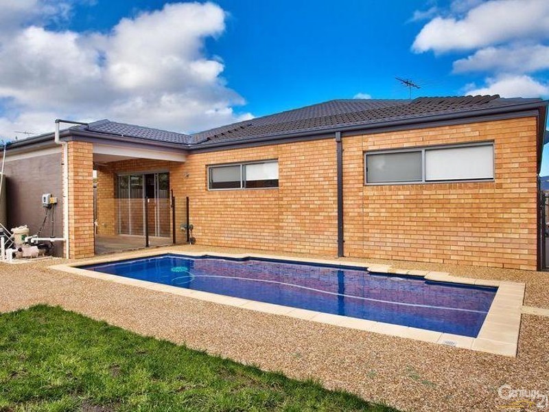 6 Windrest Place, Hastings VIC 3915