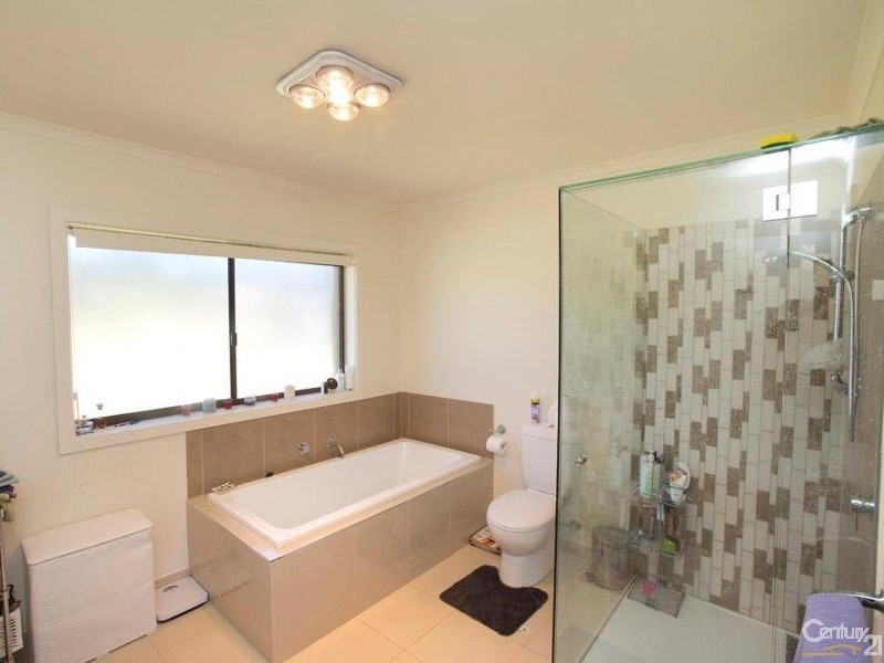 14 Hilltop Rise, Hastings VIC 3915