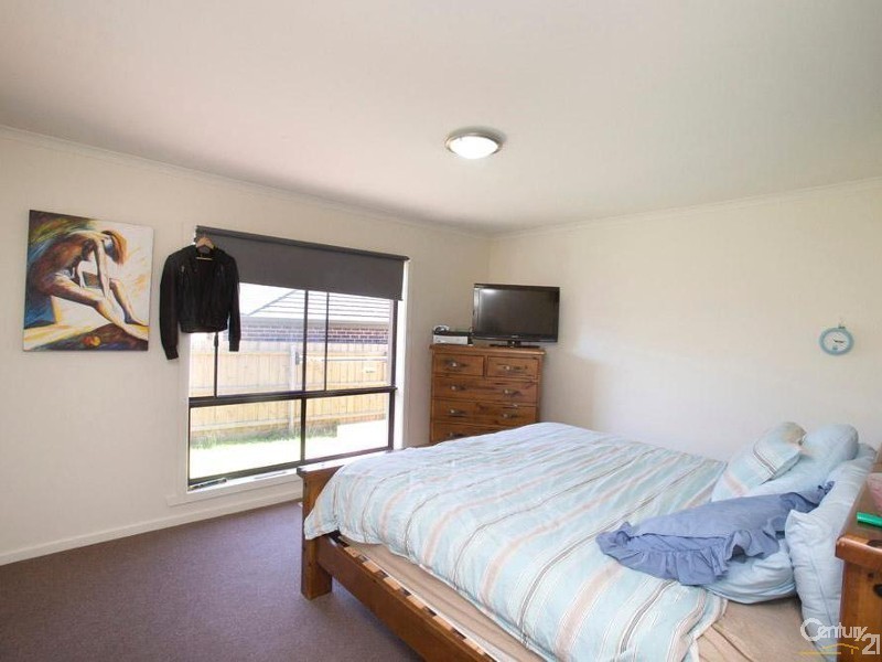 14 Hilltop Rise, Hastings VIC 3915