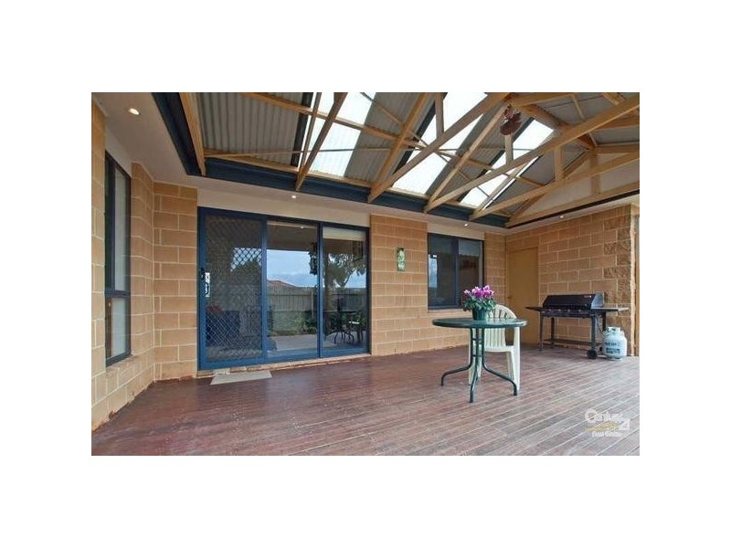 16 Kuan Yin Place, Hastings VIC 3915