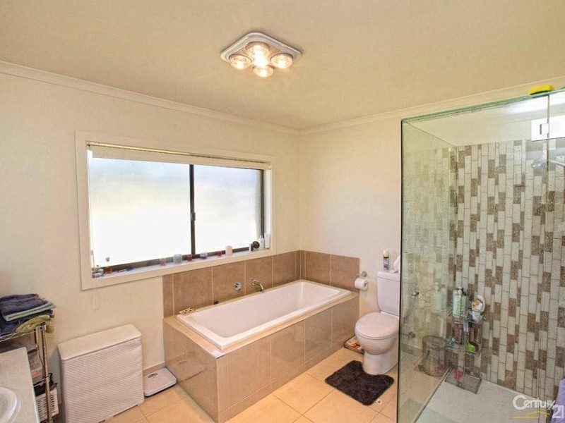 14 Hilltop Rise, Hastings VIC 3915