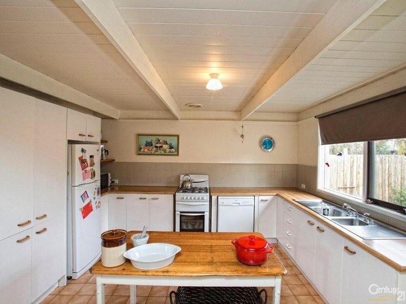 11 Austin Court, Crib Point VIC 3919