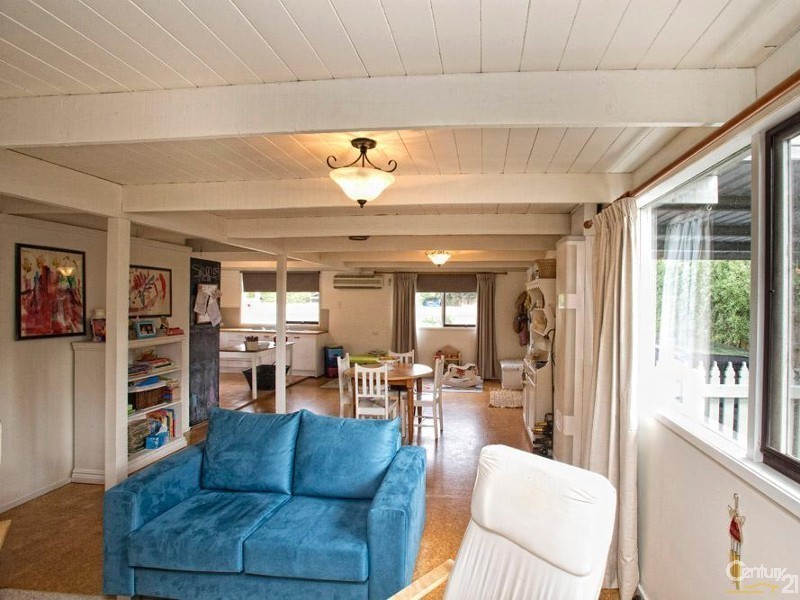 11 Austin Court, Crib Point VIC 3919