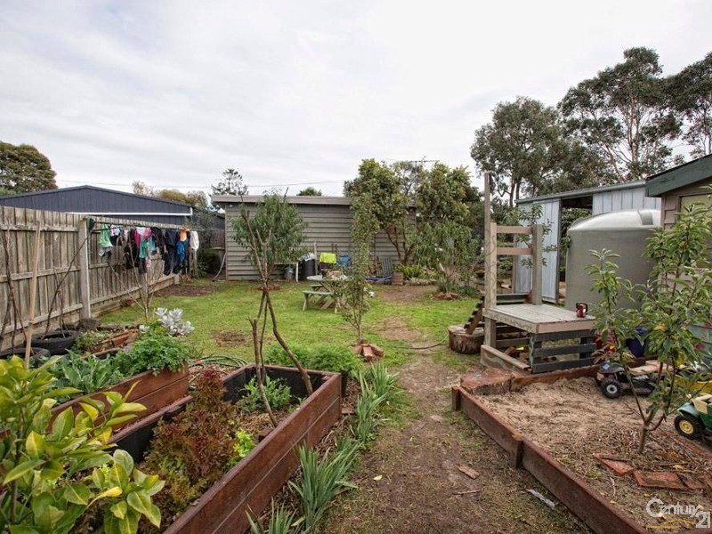 11 Austin Court, Crib Point VIC 3919