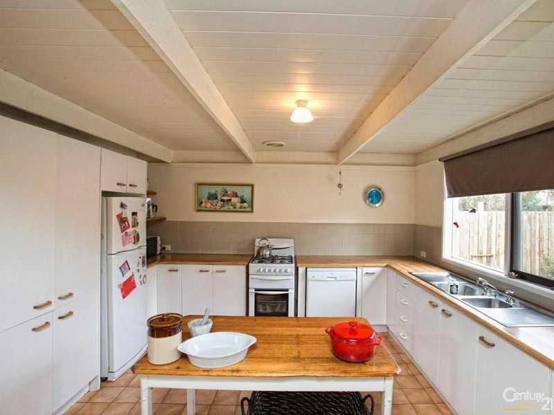 11 Austin Court, Crib Point VIC 3919