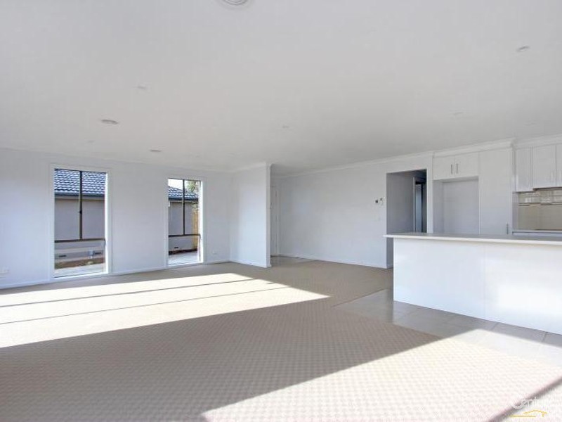 2/14 Hilltop Rise, Hastings VIC 3915