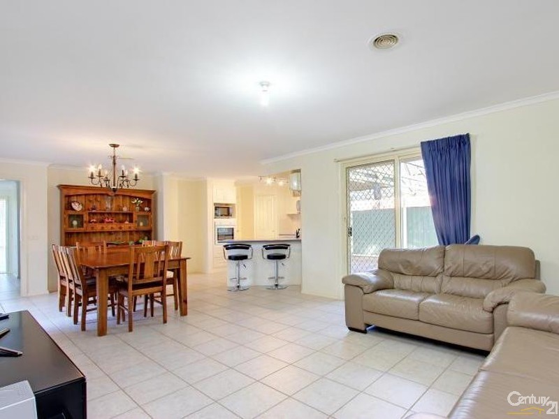 5 John Vear Close, Hastings VIC 3915