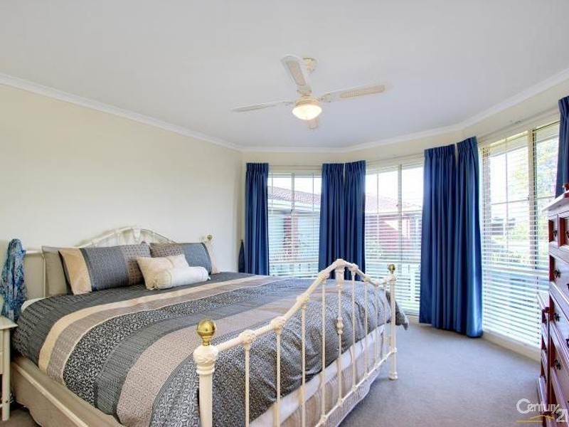 5 John Vear Close, Hastings VIC 3915