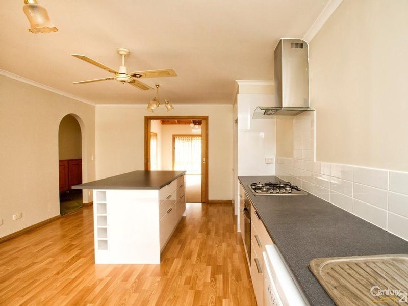 1/1 PARK STREET, Bittern VIC 3918