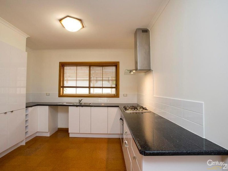 2/1 PARK STREET, Bittern VIC 3918