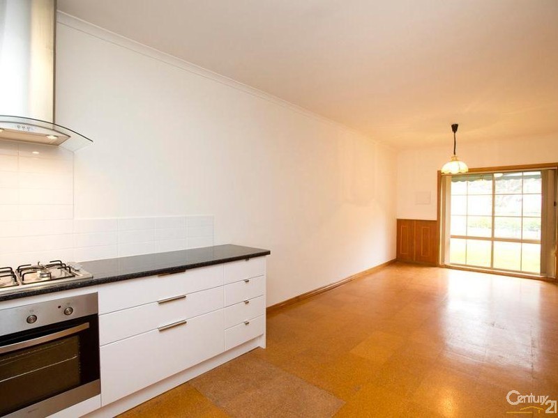 2/1 PARK STREET, Bittern VIC 3918