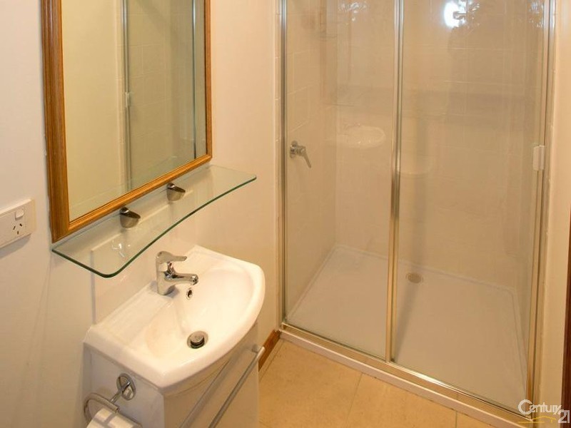 2/1 PARK STREET, Bittern VIC 3918