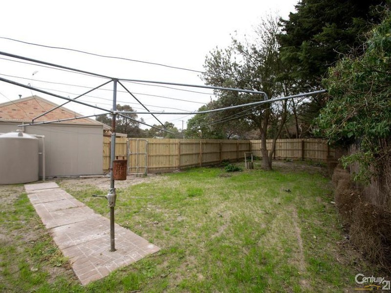 2/1 PARK STREET, Bittern VIC 3918