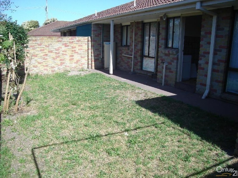 3/2 Simon Street, Hastings VIC 3915