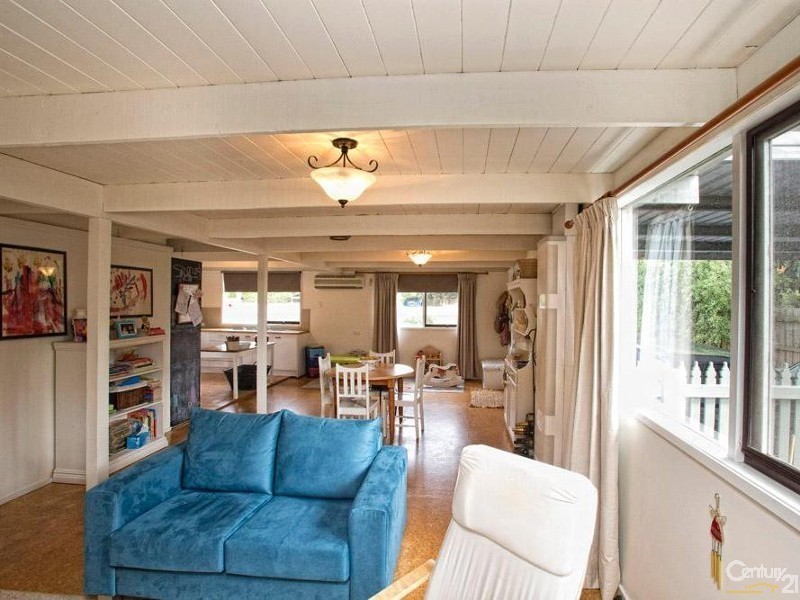 11 Austin Court, Crib Point VIC 3919
