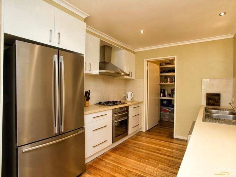 2 Bond Close, Crib Point VIC 3919