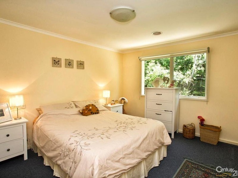 2 Bond Close, Crib Point VIC 3919