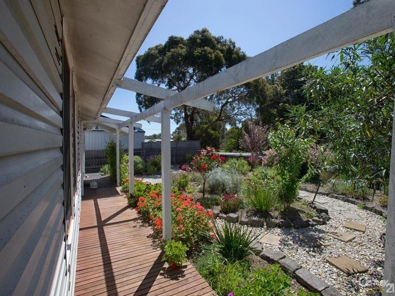 99 Governors Road, Crib Point VIC 3919