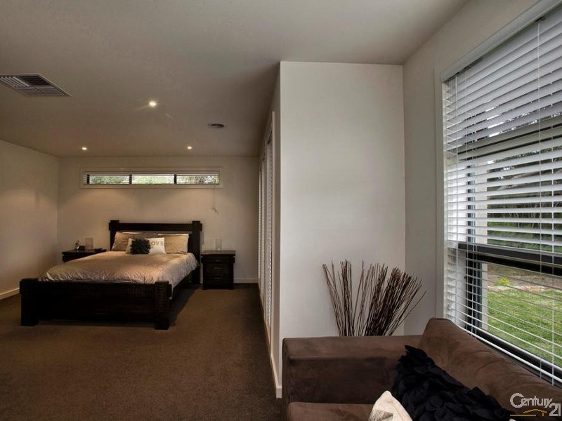 17 Hector Close, Bittern VIC 3918