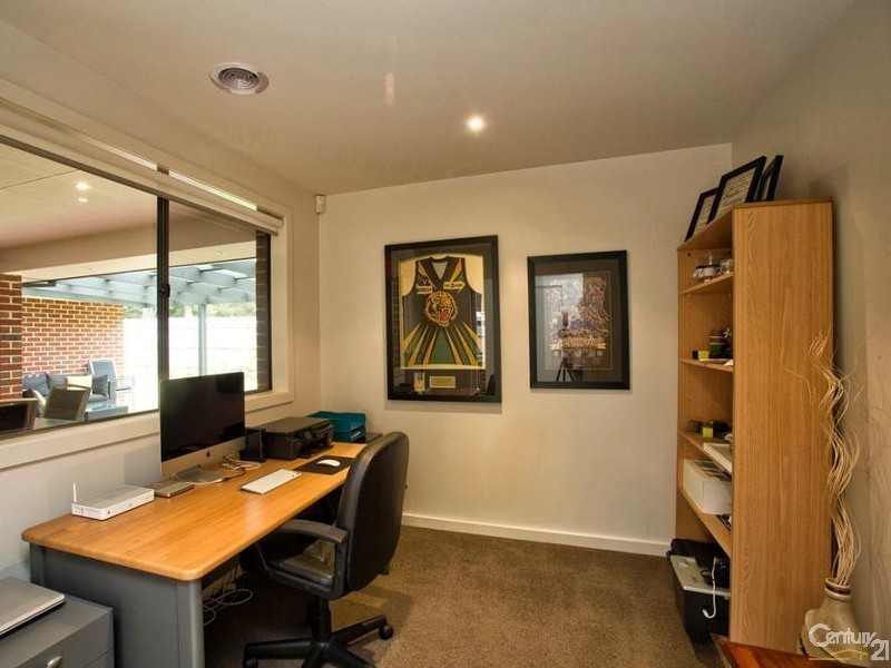 17 Hector Close, Bittern VIC 3918