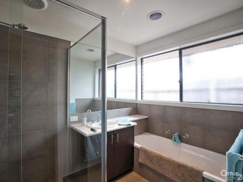 17 Hector Close, Bittern VIC 3918